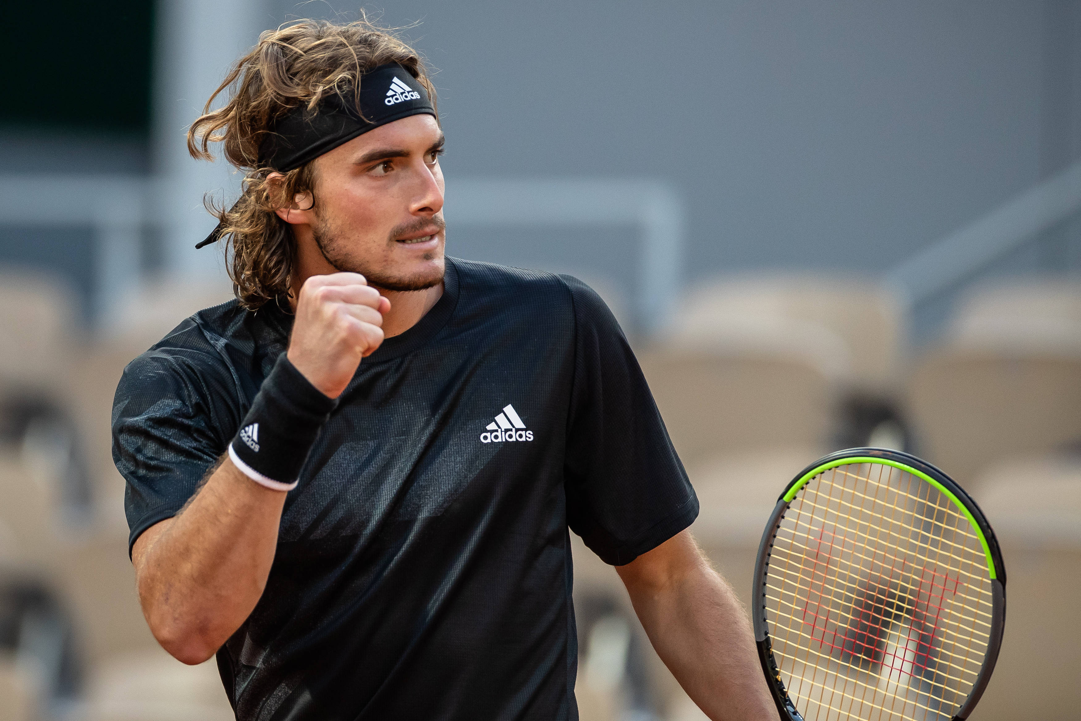 关于欧洲网球队完胜西班牙网球队,西西帕斯绝境逆转的信息 关于欧洲网球队完胜西班牙网球队,西西帕斯绝境逆转的信息