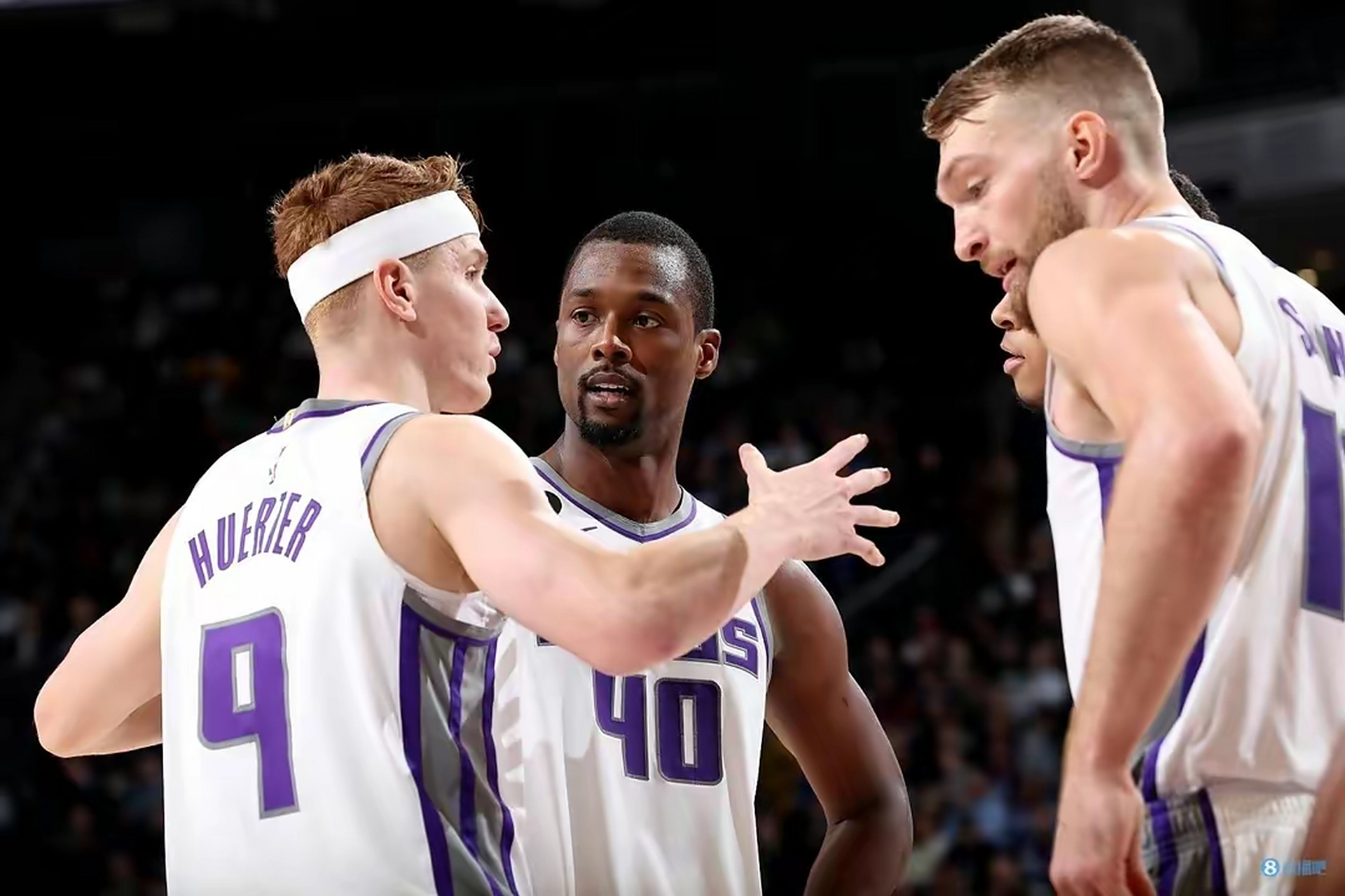 尼日利亚男篮力克鹈鹕，福克斯一己之力扛起全队