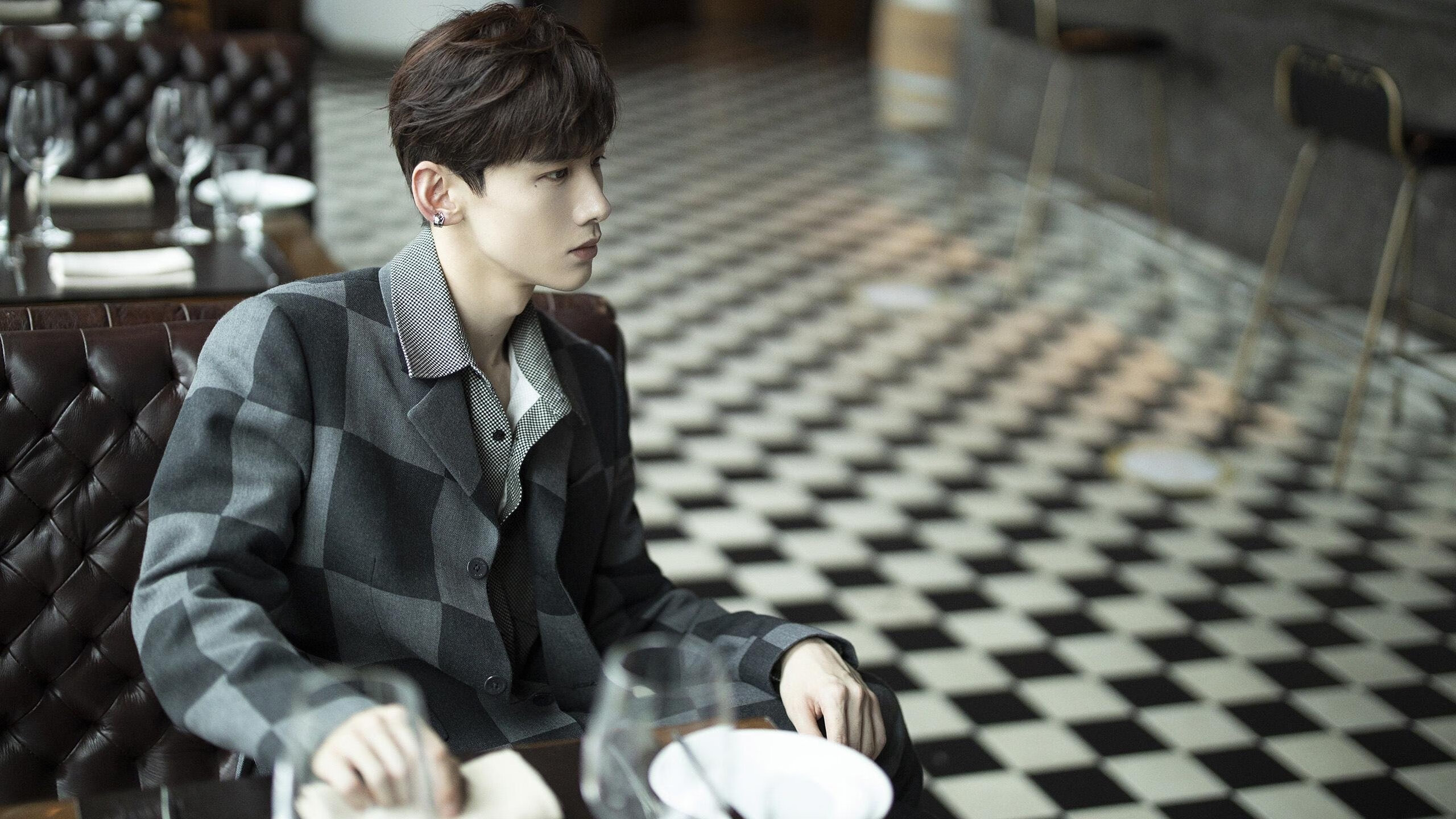 东方明珠映照绿茵，李刚仁教科书演绎破解切尔西铁壁