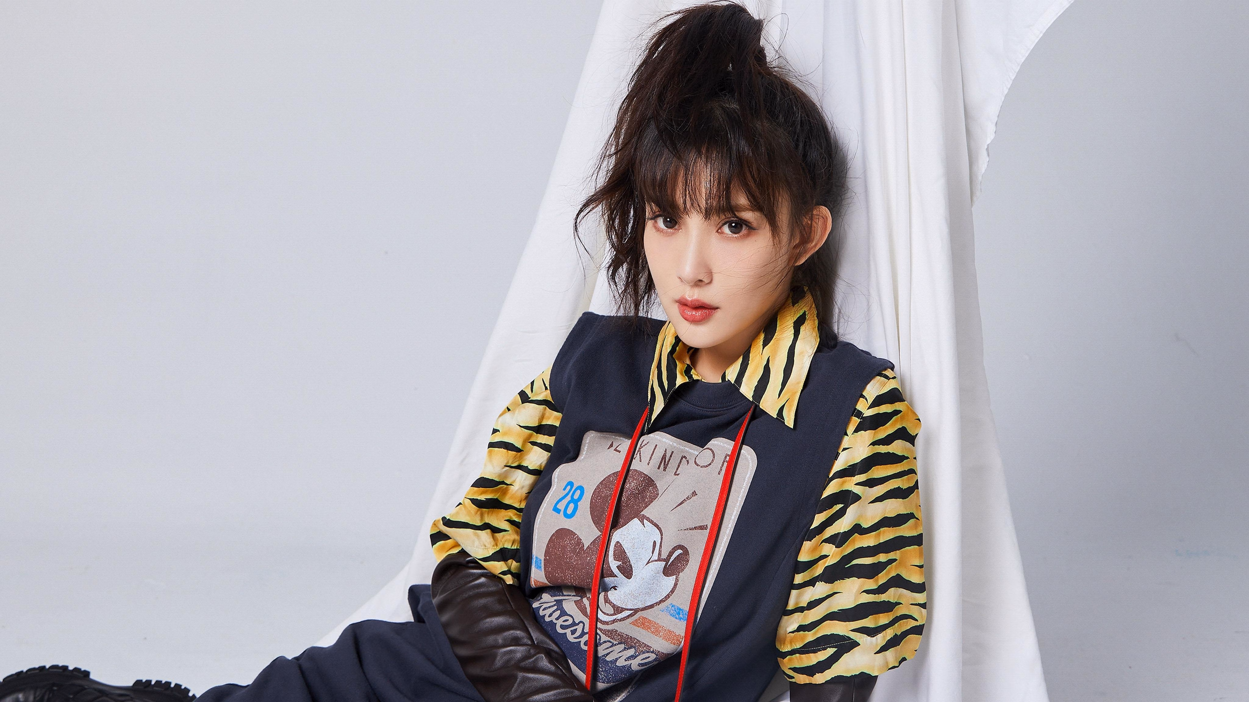 美加之夜,他用非典型数据爆炸,重写了中场球员的定义