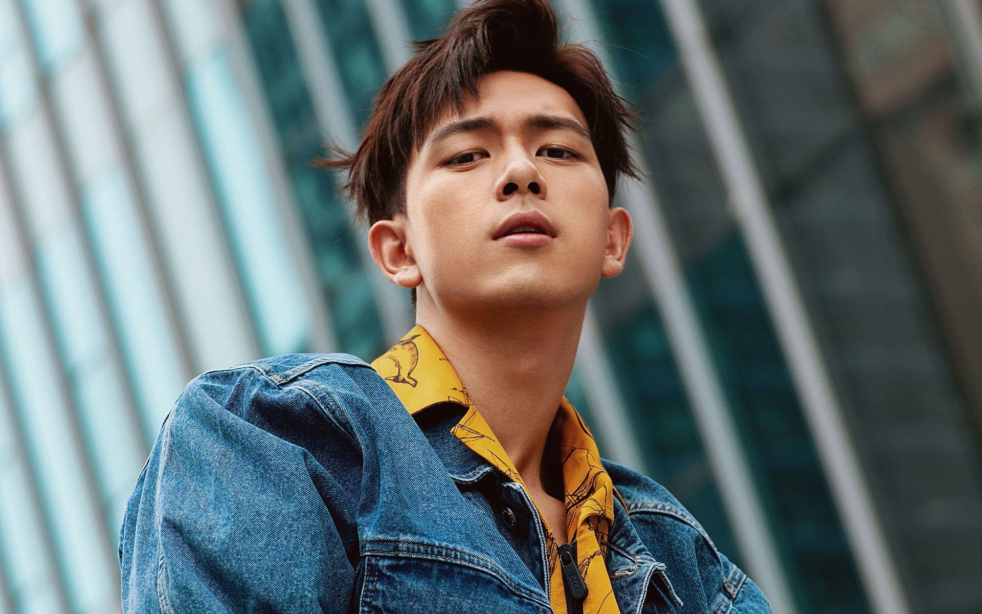 提契诺河漫过七丘,瑞士节奏的精密齿轮,与东瀛之刃的关键出鞘