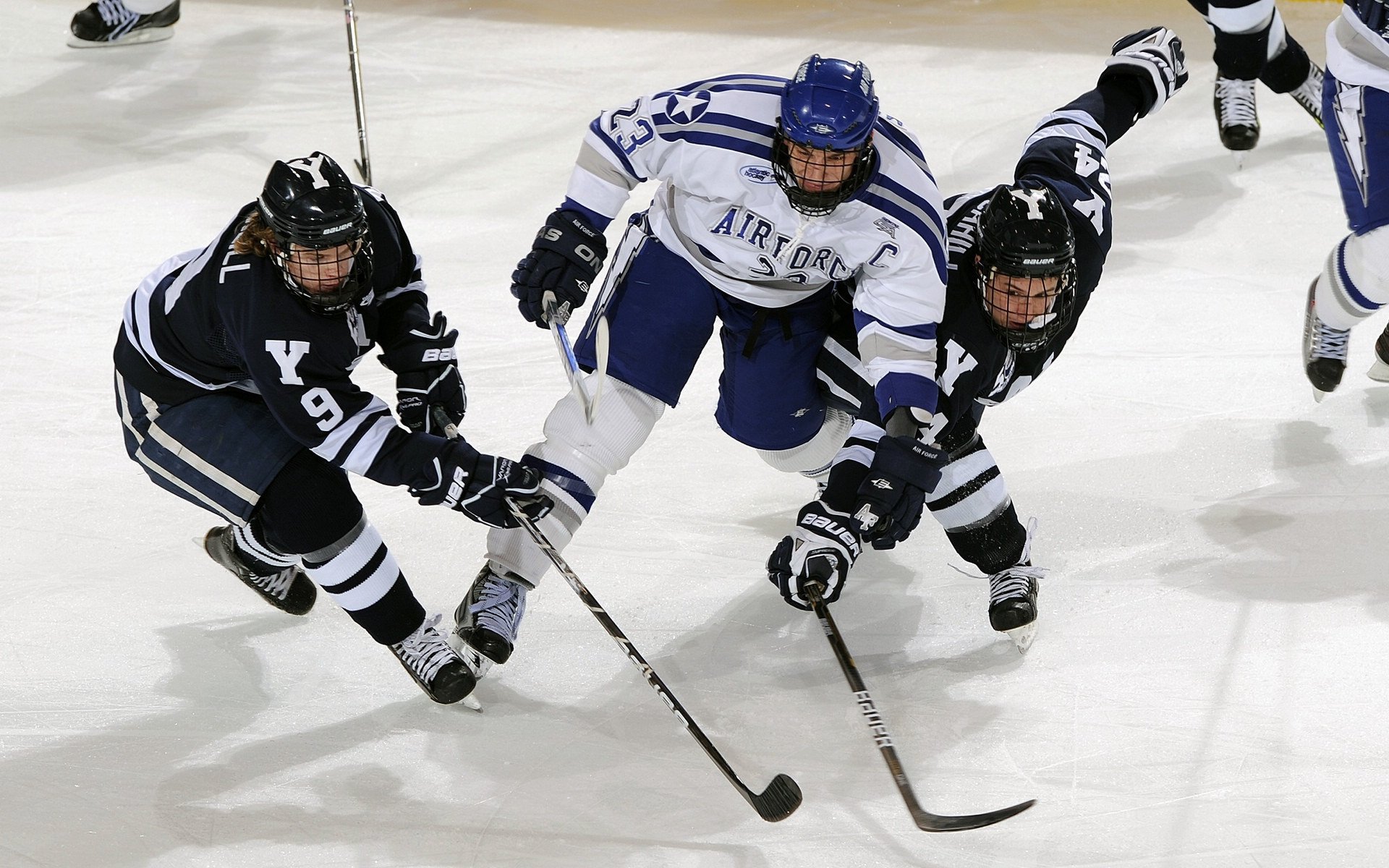 绿茵博弈论，当尤文的铁血压制遇上萨拉赫的致命节奏
